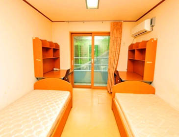 Hostel Rooms - Guangzhou Medical University